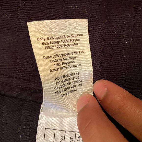 Aritzia Wilfred Black Quilted Vest - Picture 7 of 9